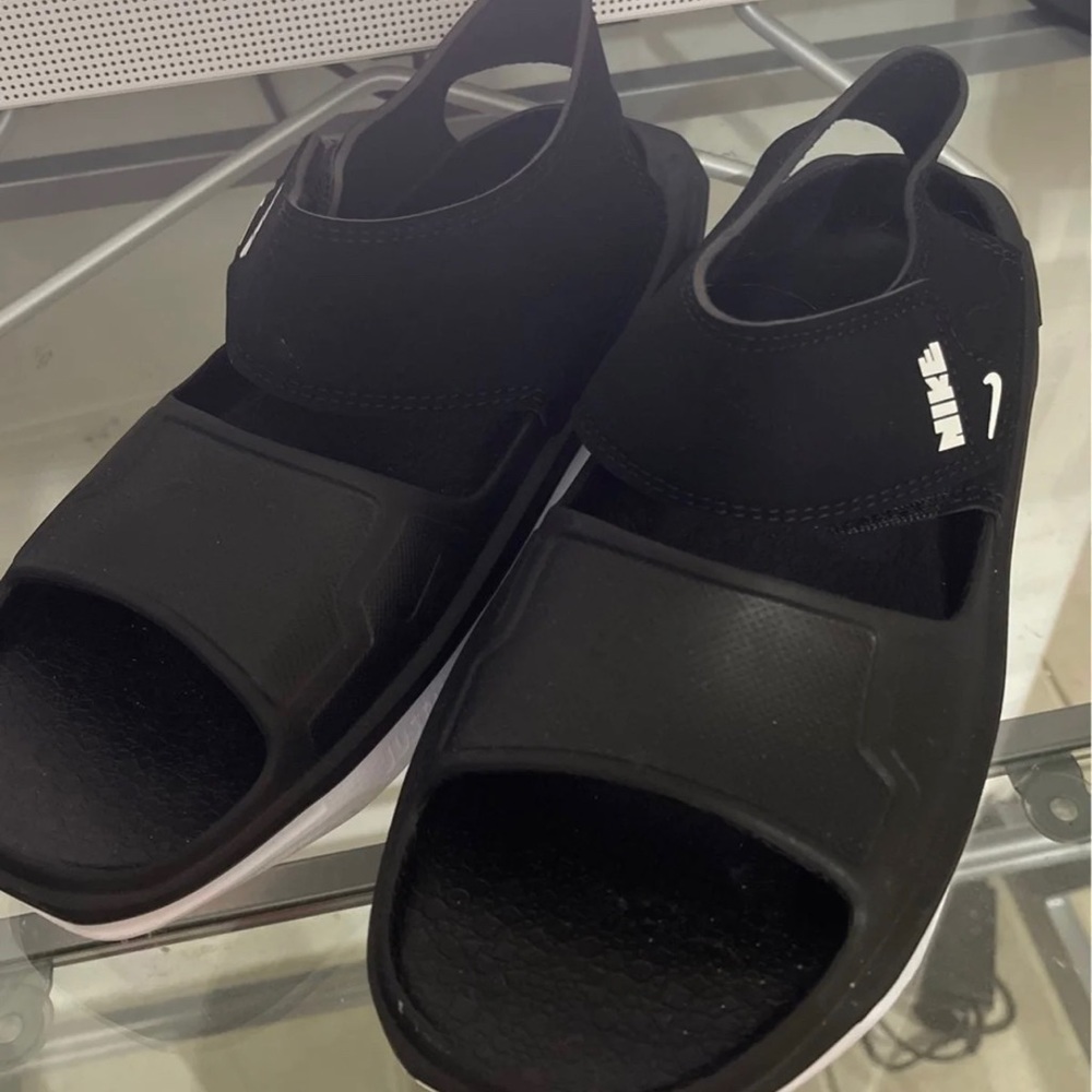 Worn 1 x . Super comfortable